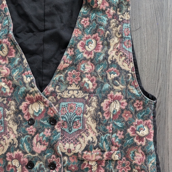 Cottagecore Vintage Hobbit Vest - Picture 5 of 8